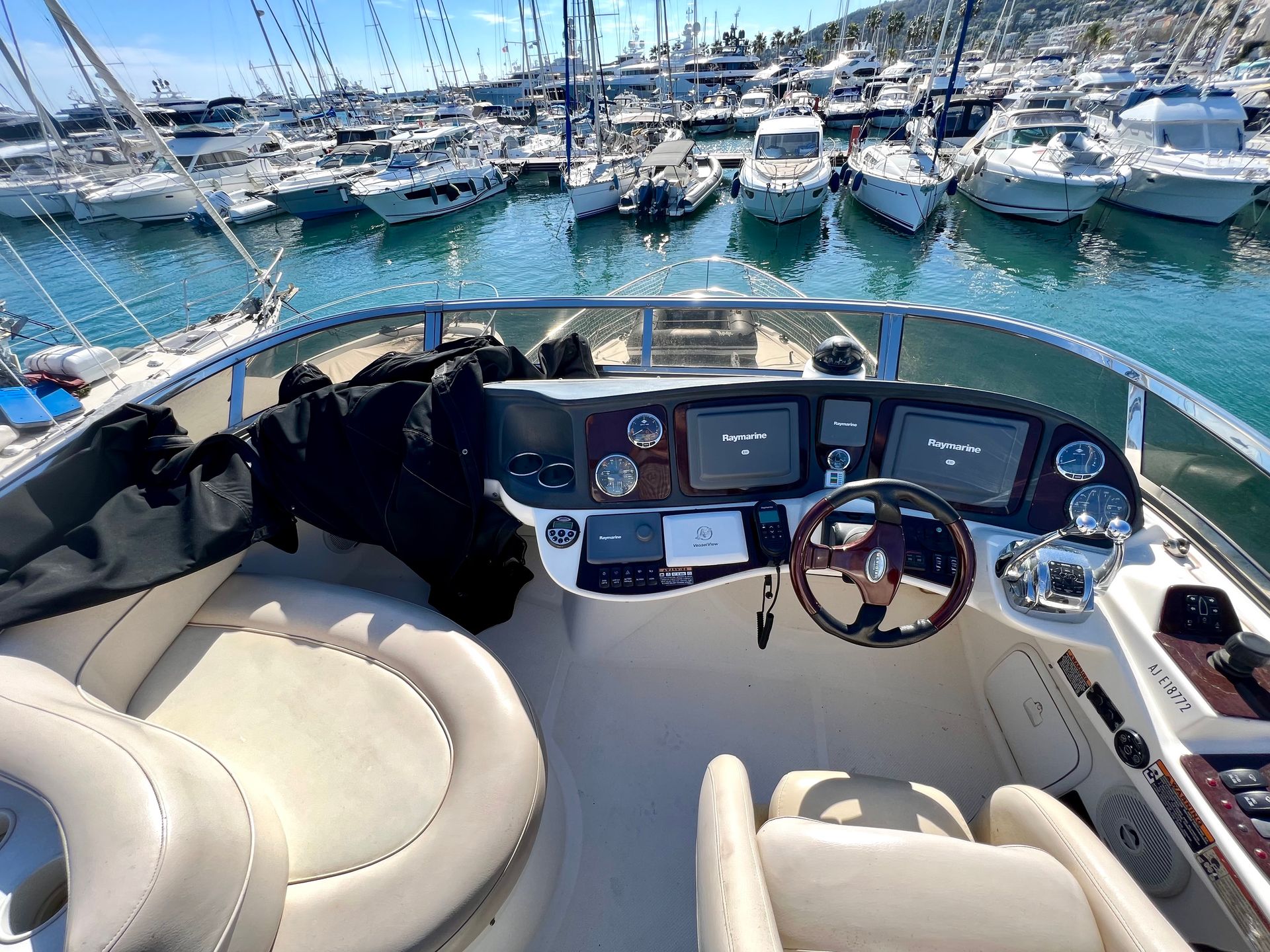 slider 2 Meridian Yacht  341